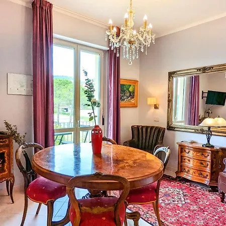 Arts Club & Hotel 3*