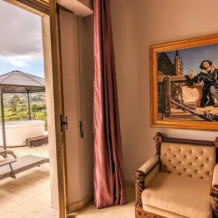 Arts Club & Hotel 3*